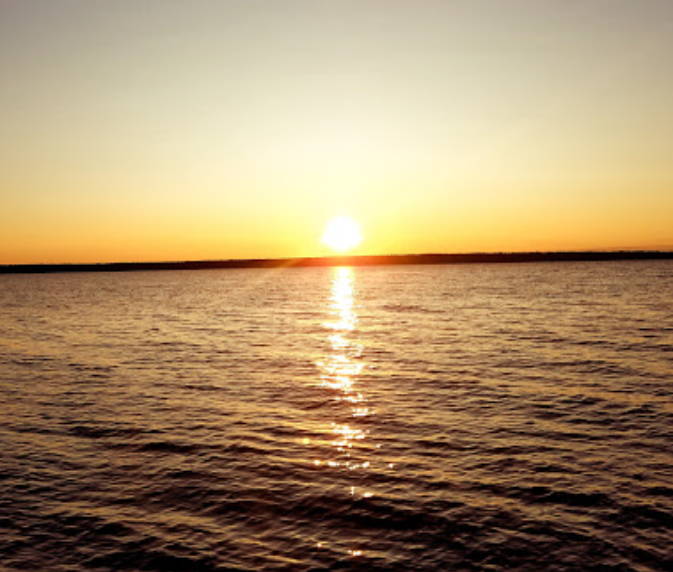 Plombs Cabins (West Shore Resort) - Photo From Website (newer photo)